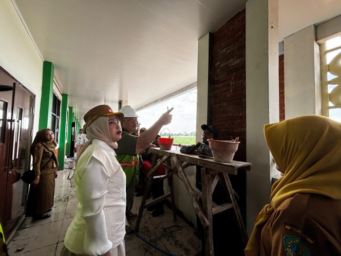 
 Wabup Sidoarjo Kembali Sidak Pembangunan SMPN 2 Prambon yang Molor