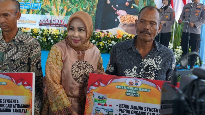 
 Wabup Sidoarjo Bersama Gubernur Jatim dan Forkopimda Panen Raya Jagung Kuartal I 2026 di Desa Kedensari