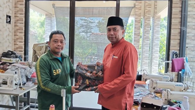 
 Koperasi Yakin Situbondo Bengalan ( YSB ) Gandeng UMKM Konveksi Lokal